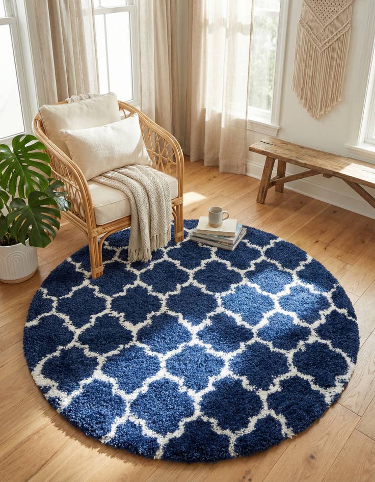 Detail image of  5' x 5' Moroccan Shag Round Rug