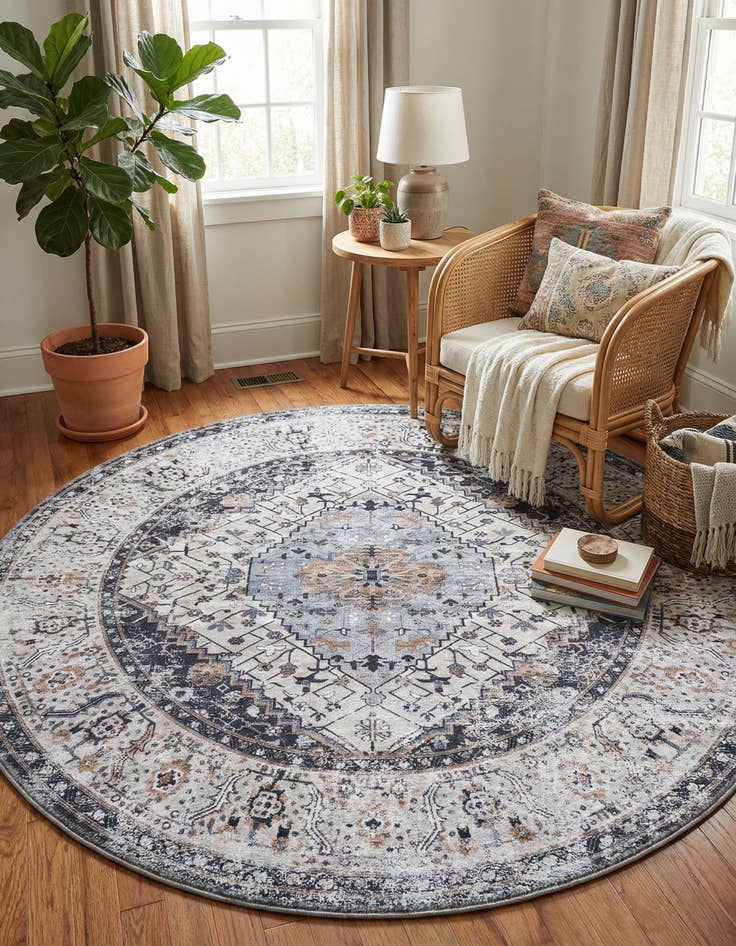 Detail image of 6' x 6' Washable Yara Round Rug