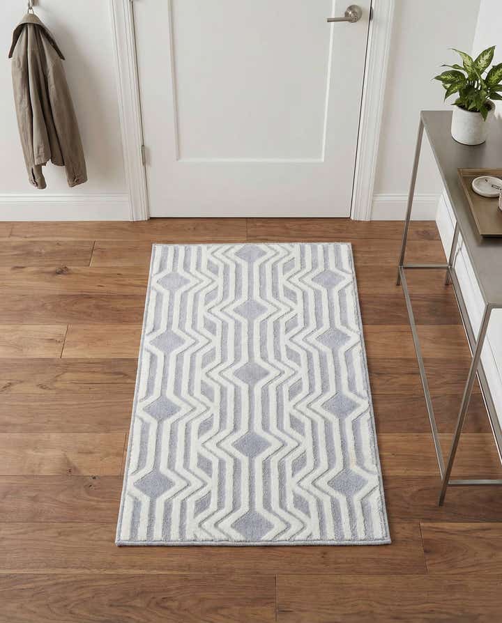 2' x 3' Vince Camuto Rug