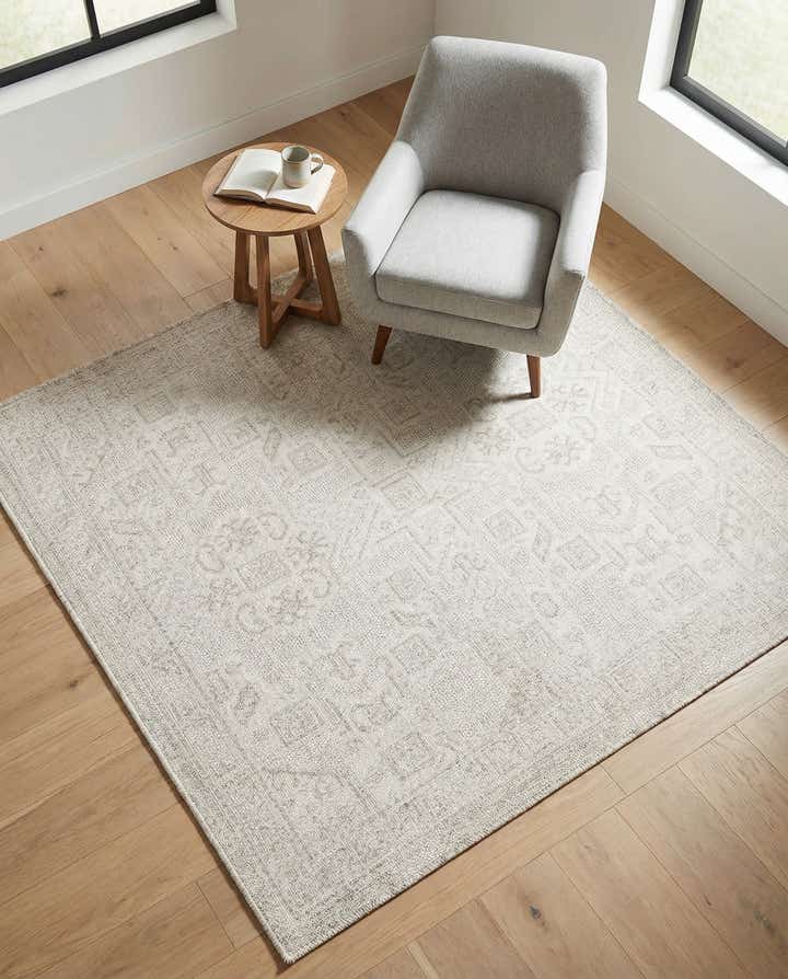 5' 3 x 5' 3 Easy-Clean Aztec Indoor / Outdoor Square Rug