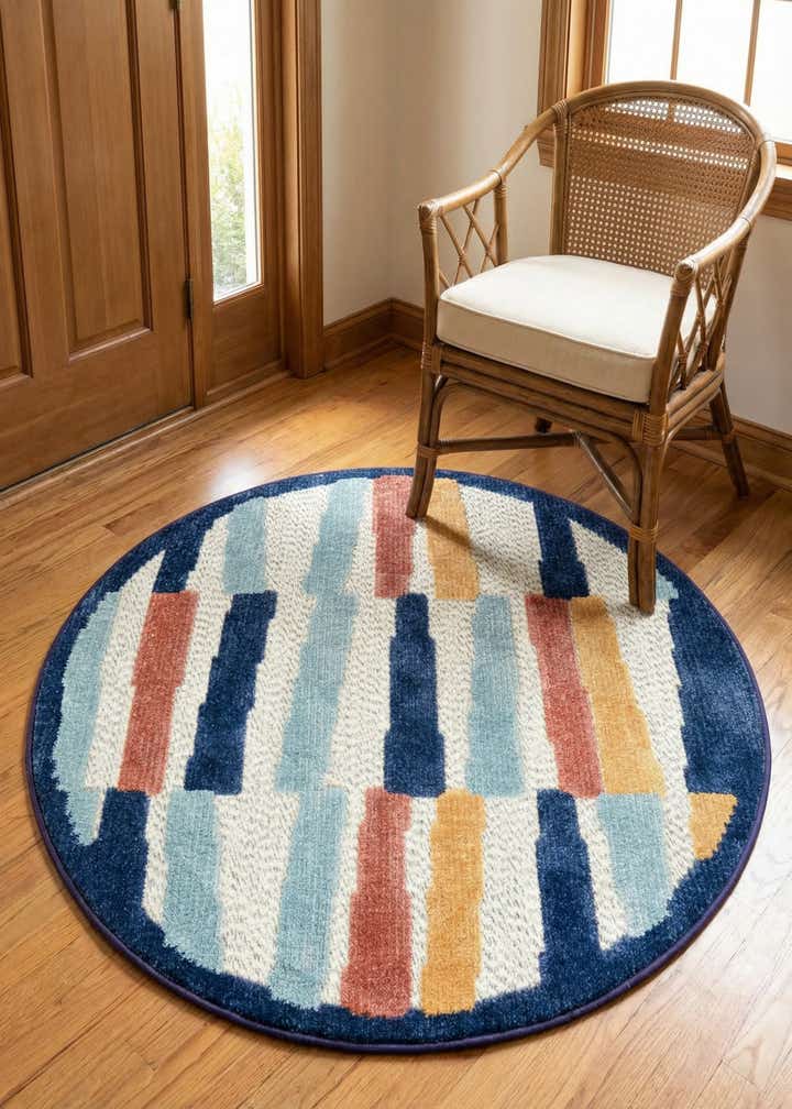 3' 3 x 3' 3 Easy-Clean Belize Indoor / Outdoor Round Rug