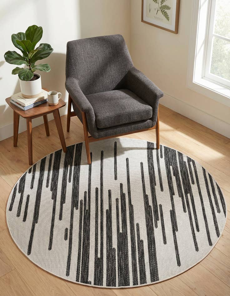 Detail image of 4' x 4' Easy-Clean Modern Indoor / Outdoor Round Rug