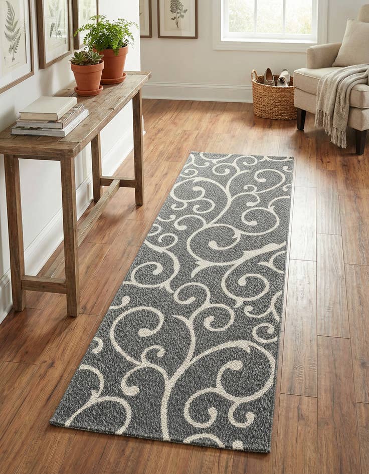 Detail image of 2' x 6' Georgia Runner Rug