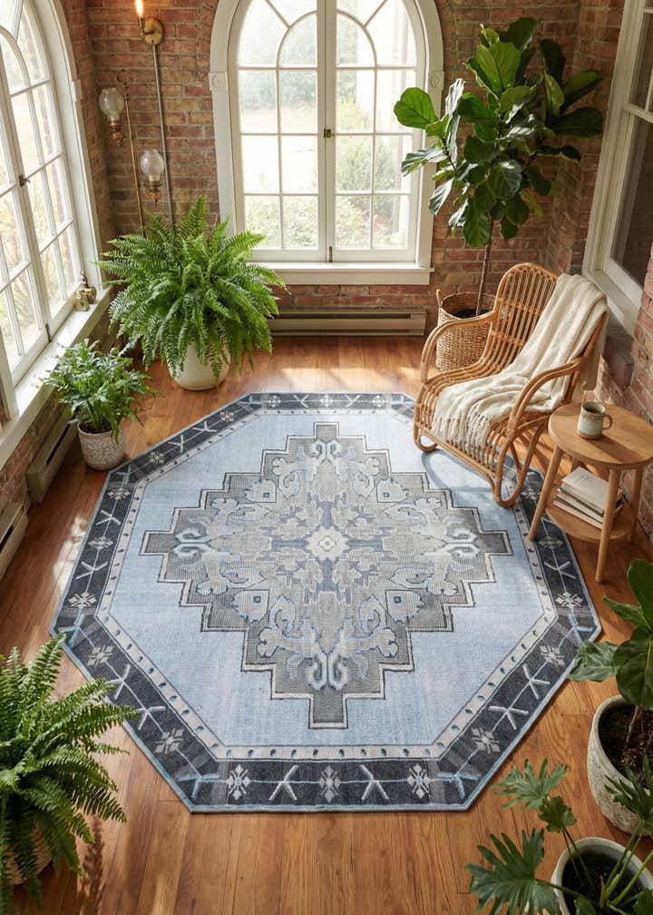 7' 6 x 7' 6 Washable Timeless Octagon Rug