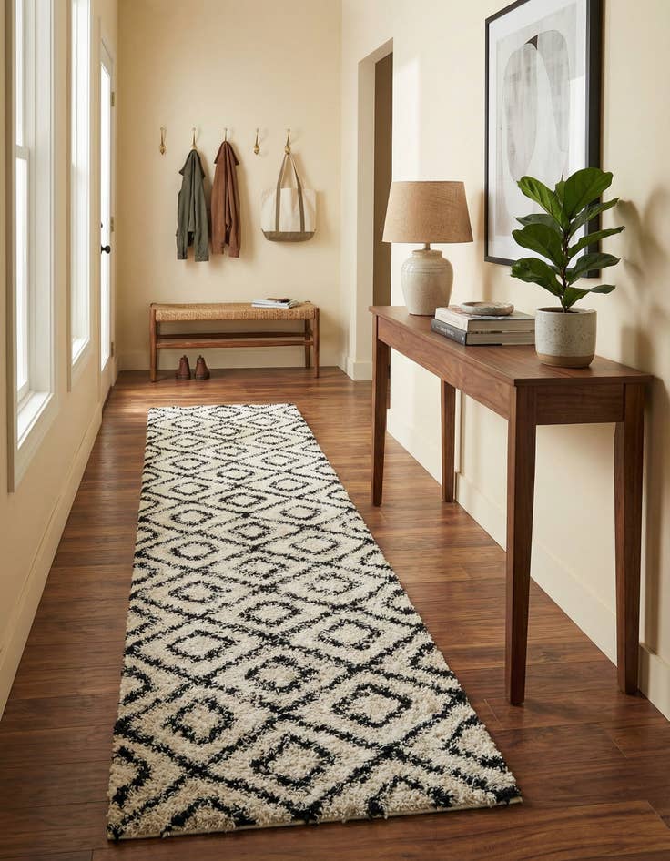 Detail image of 2' 7 x 12' Trellis Shag Runner Rug