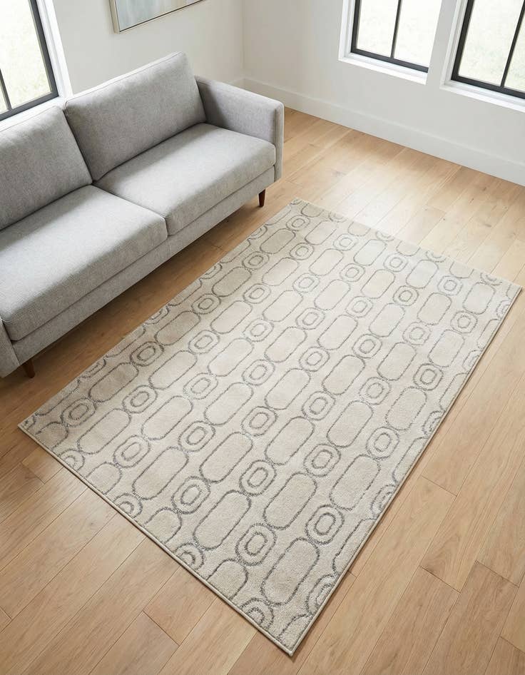 Detail image of 4' x 6' Vogue Geo Rug