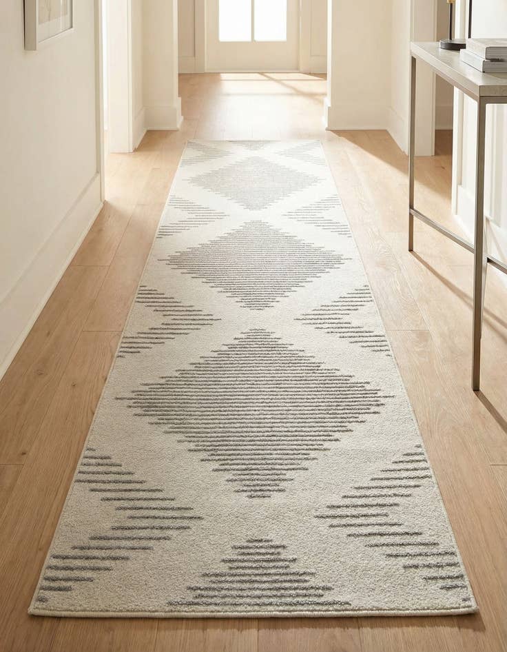 Detail image of 3' 3 x 12' Kai Runner Rug