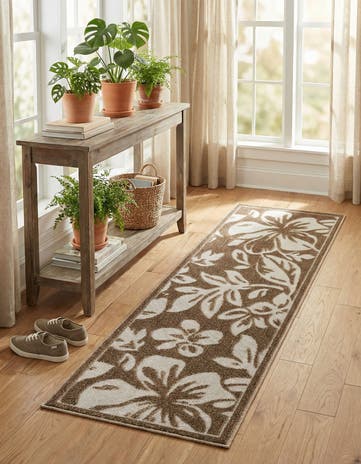 Beige Easy-Clean Botanical Indoor / Outdoor Runner Rug