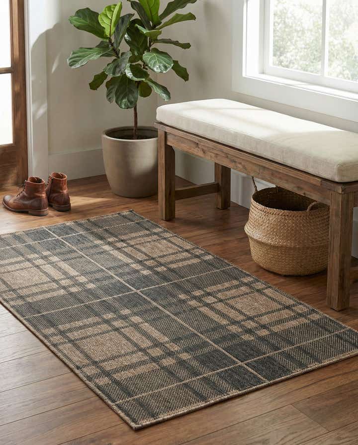 3' x 5' 3 Easy-Clean Checkered Indoor / Outdoor Rug