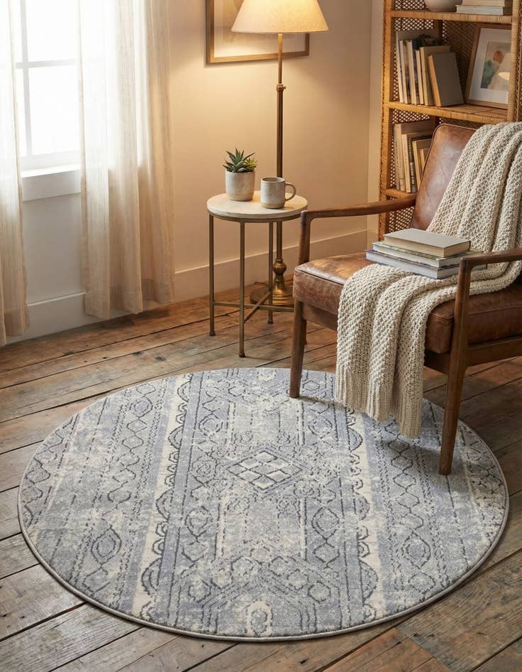 Detail image of 3' x 3' Oregon Round Rug