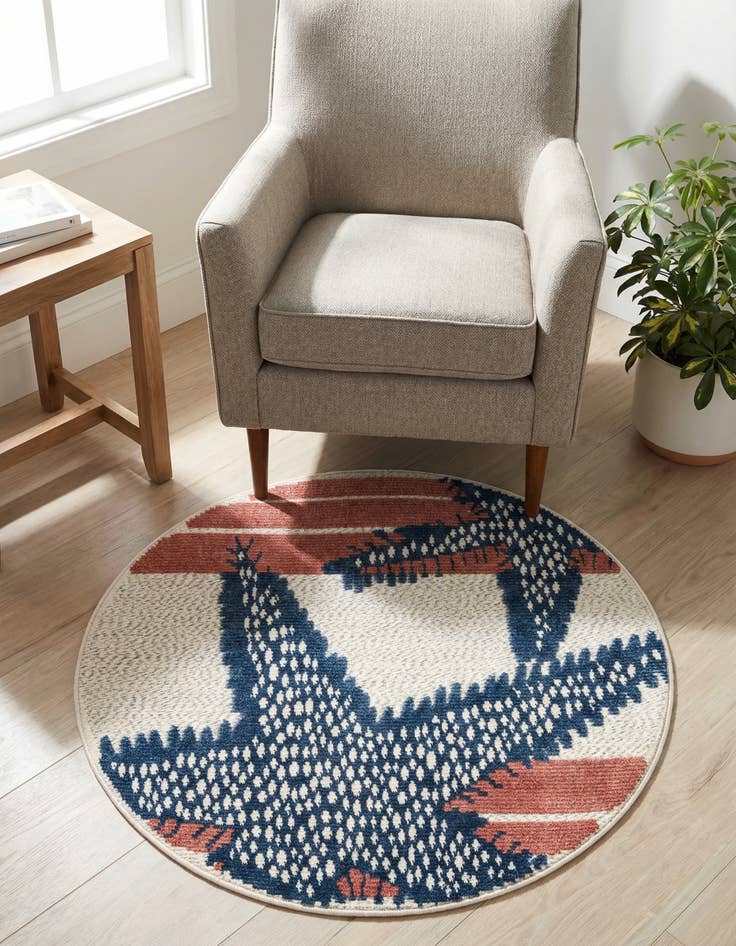 Detail image of 3' 3 x 3' 3 Washable Belize Indoor / Outdoor Round Rug