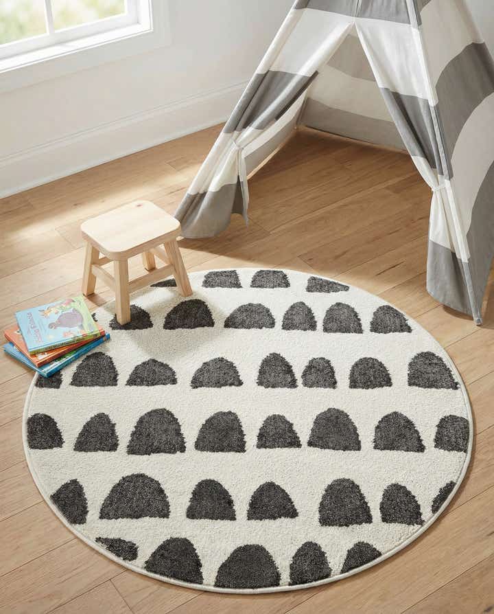 3' 3 x 3' 3 Whimsy Kids Round Rug