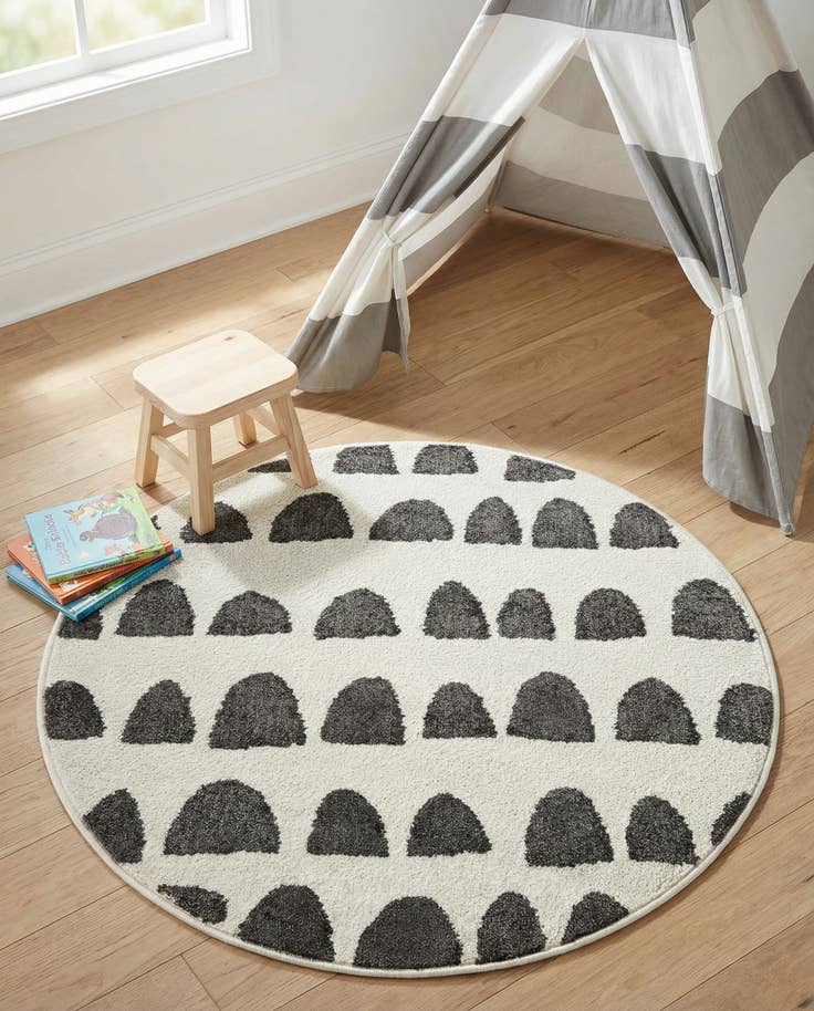 Detail image of 3' 3 x 3' 3 Whimsy Kids Round Rug
