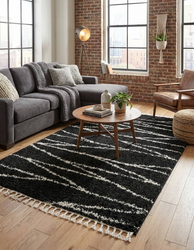 Detail image of 5' 3 x 8' Serenity Shag Rug