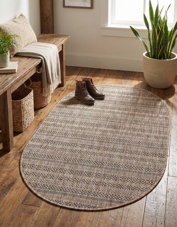 Detail image of 3' x 5' 3 Easy-Clean Striped Indoor / Outdoor Oval Rug