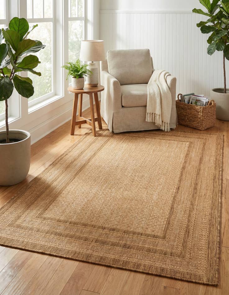 Detail image of 4' x 6'  Washable Border Indoor / Outdoor Rug