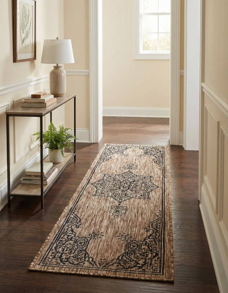 Detail image of 2' x 6' Washable Traditional Indoor / Outdoor Runner Rug