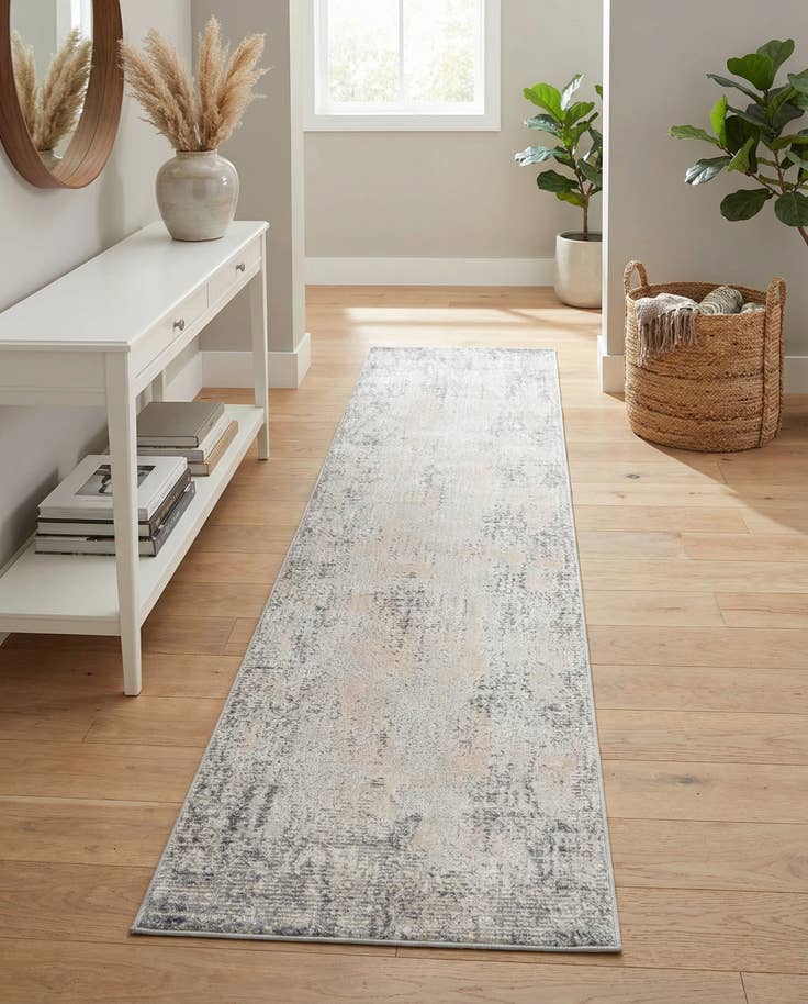 Detail image of 2' 7 x 10' Caspian Runner Rug
