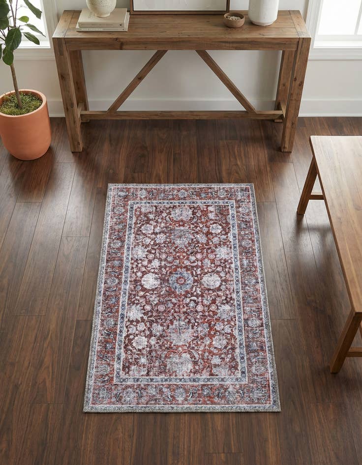 Detail image of 2' x 3' Yara Rug