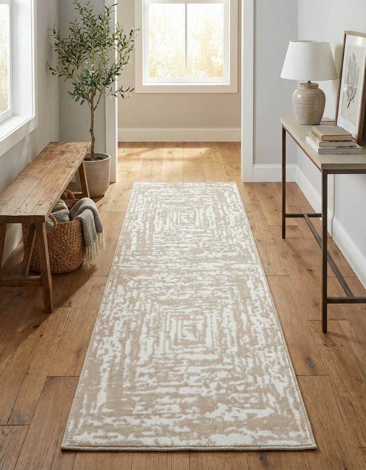 Detail image of 2' x 6' Hermitage Runner Rug