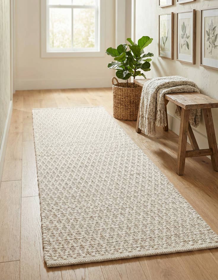 Detail image of 2' x 5' 1 Hand Woven Lattice Wool Runner Rug