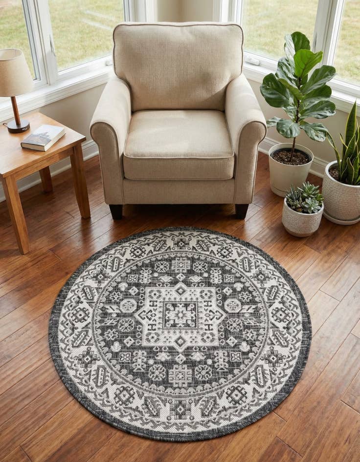 Detail image of 3' x 3' Easy-Clean Aztec Indoor / Outdoor Round Rug