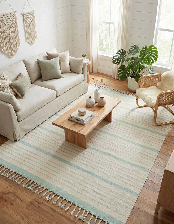 Detail image of 9' x 12'  Hand Woven Chindi Cotton Rug