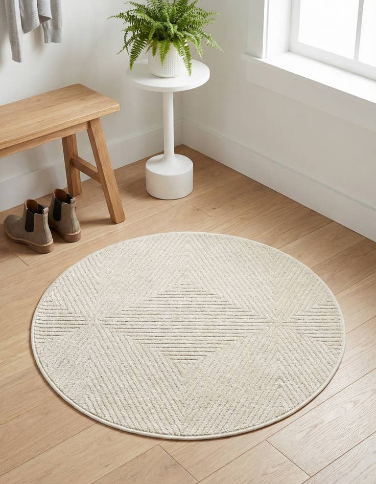Detail image of 3' x 3'  Washable Sabrina Soto Indoor / Outdoor Round Rug