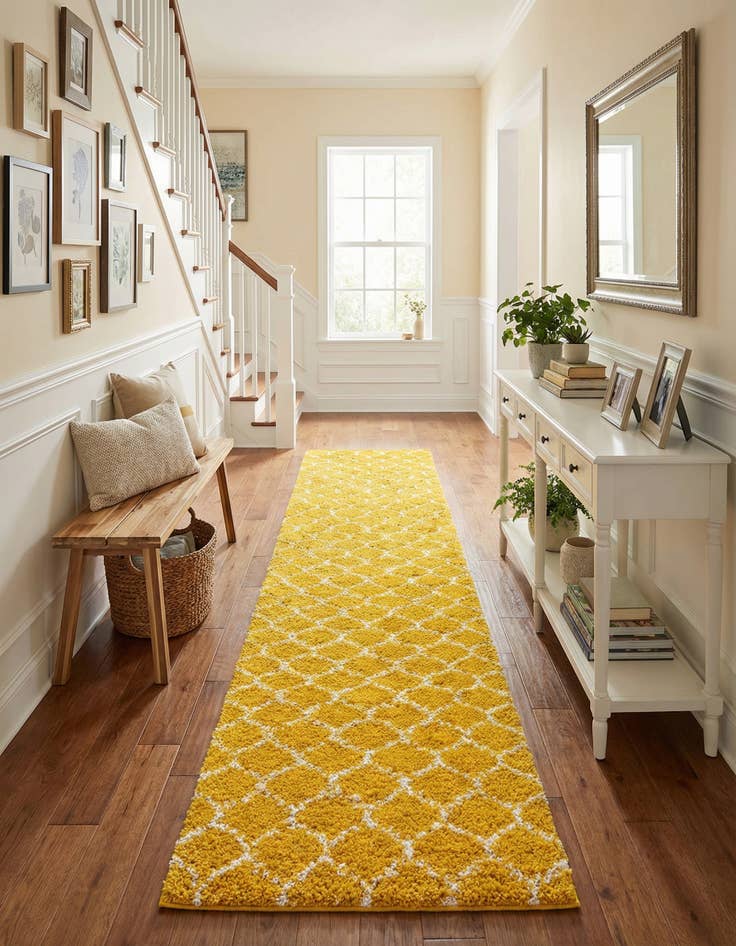 Detail image of 3' 3 x 16' 5 Trellis Shag Runner Rug