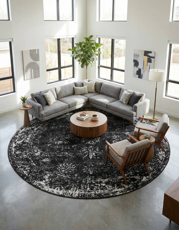 Detail image of 13' x 13' Monte Carlo Round Rug