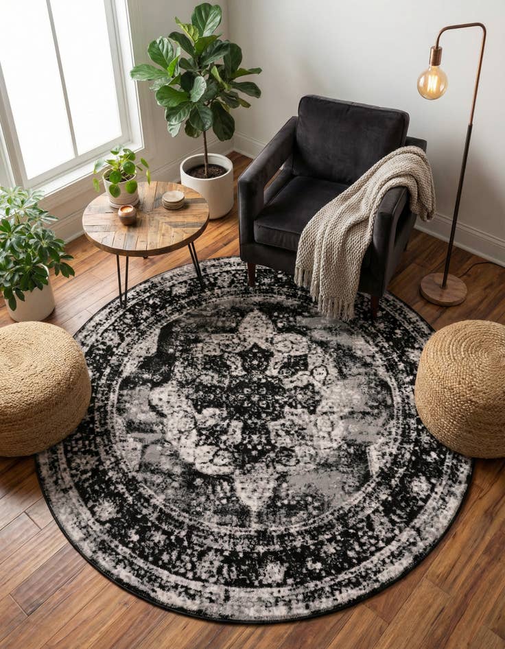 Detail image of 6' 1 x 6' 1 Monaco Round Rug