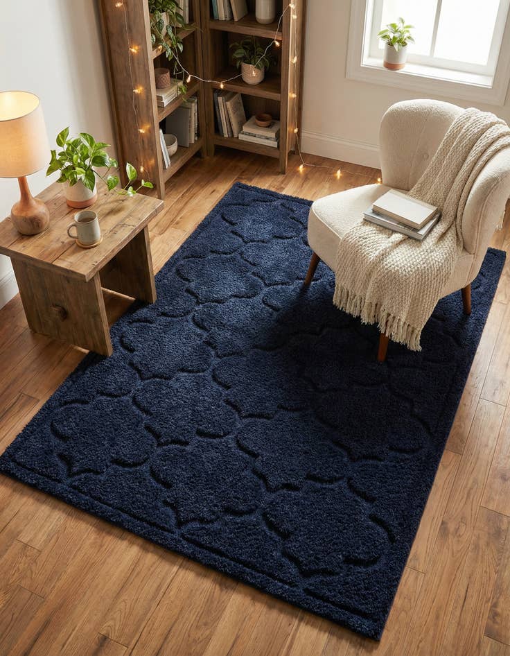 Detail image of 4' x 6' Trellis Shag Rug