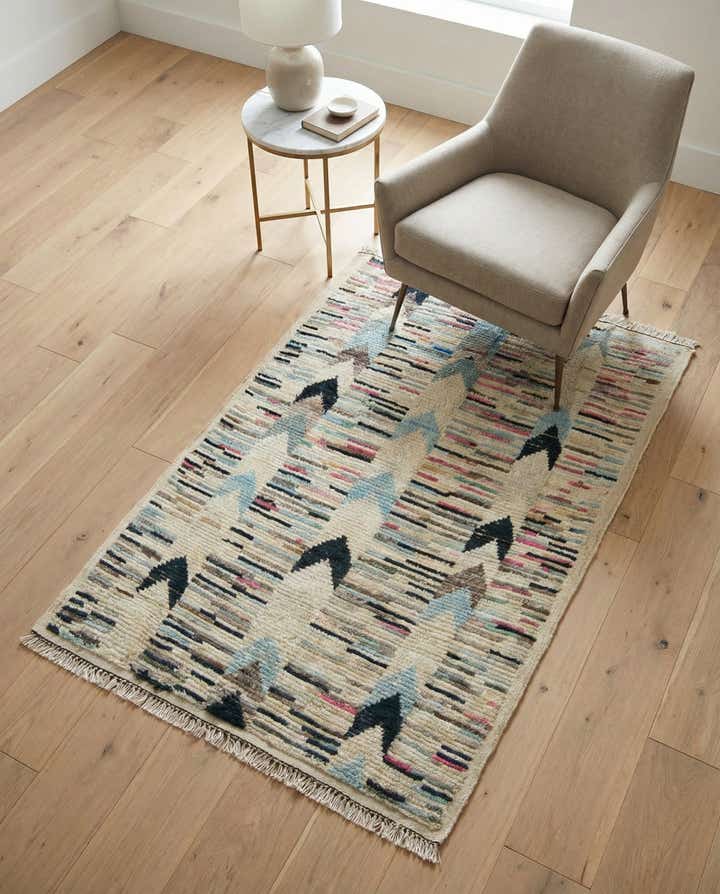 3' 7 x 6' 2 Hand Knotted Darya Wool Rug