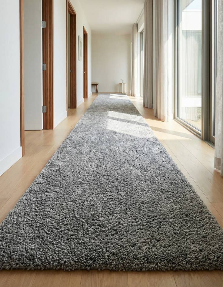 Detail image of 2' 7 x 20' Zermatt Shag Runner Rug