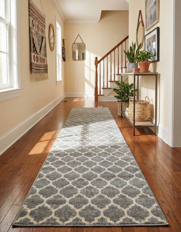 Detail image of  2' 7 x 10' Lattice Runner Rug