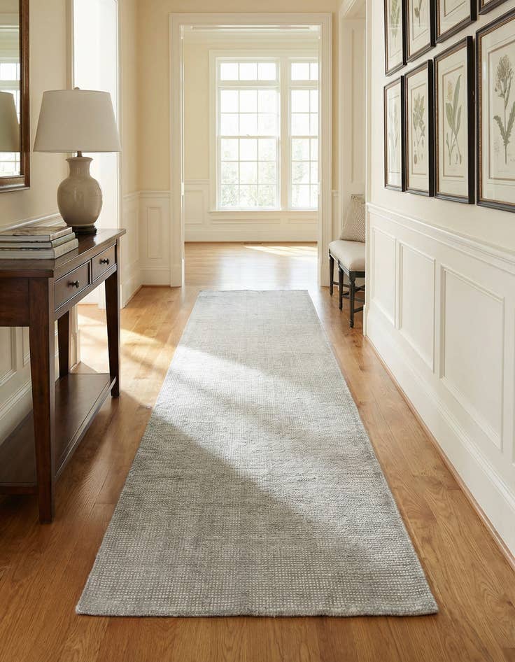 Detail image of 2' x 9' 10 Hand Woven Jill Zarin English Manor Farmhouse Wool Runner Rug