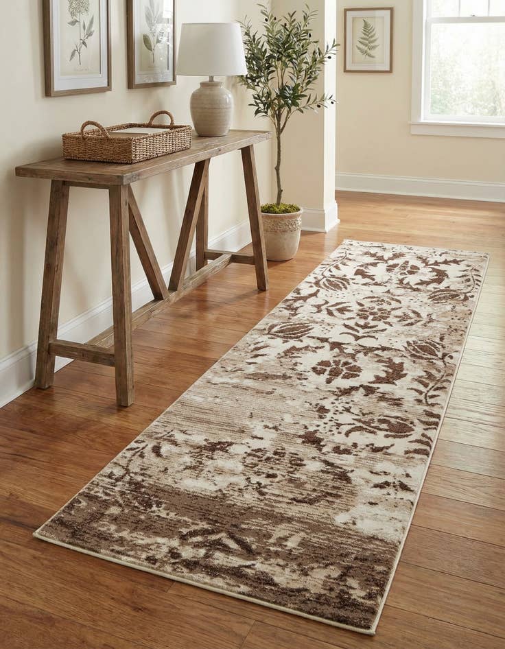 Detail image of 3' x 9' 10 Himalaya Runner Rug