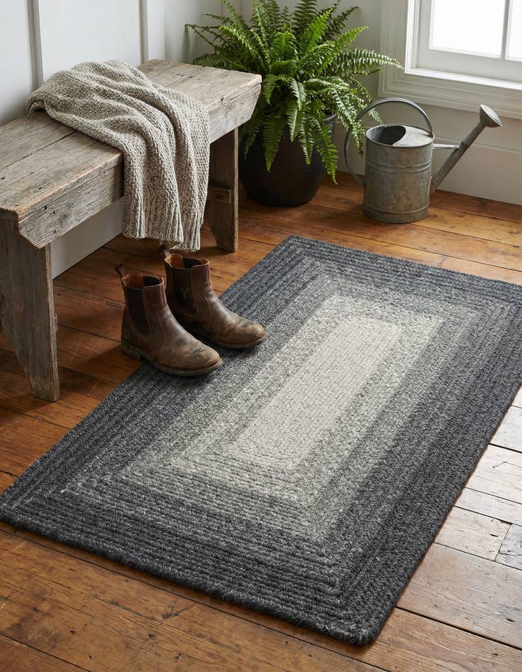 Detail image of 2' x 3' 1 Handmade Hand Braided Wool Rug