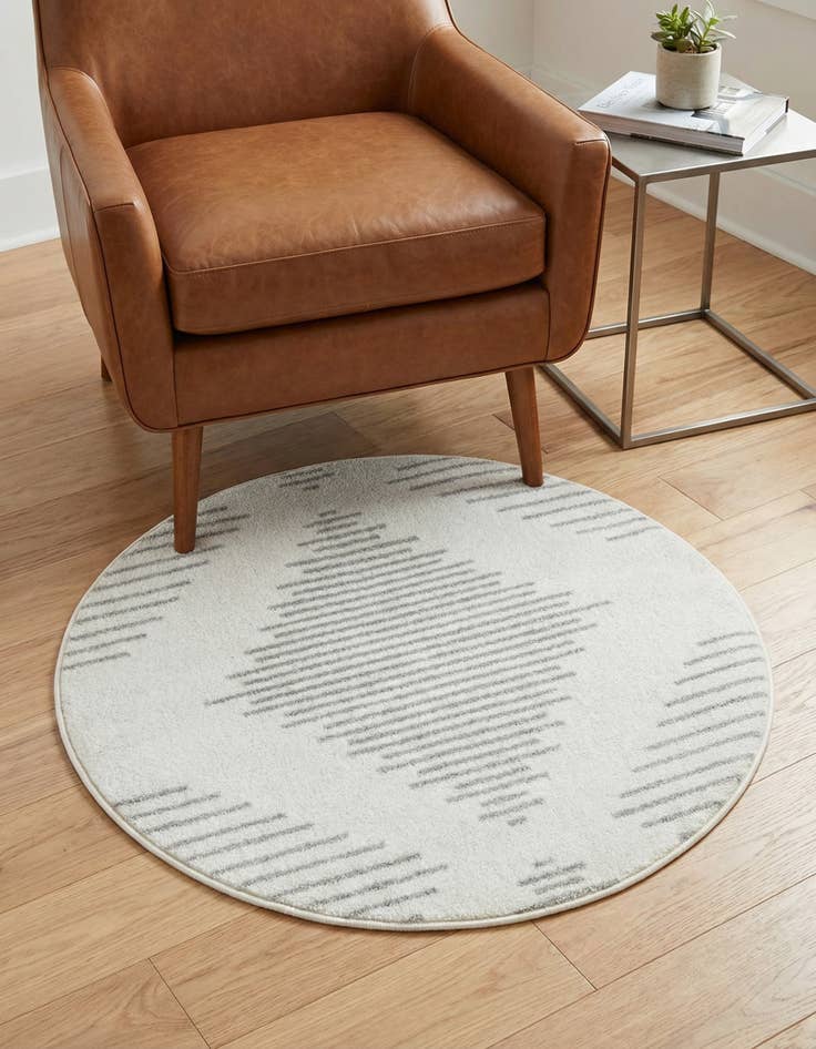 Detail image of 3' x 3' Kai Round Rug