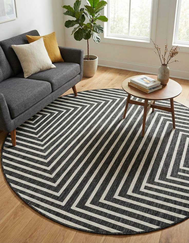 Detail image of 6' x 6' Washable Modern Indoor / Outdoor Round Rug