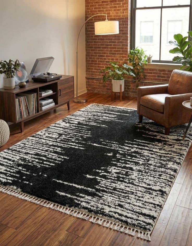 Detail image of 9' x 12' Serenity Shag Rug