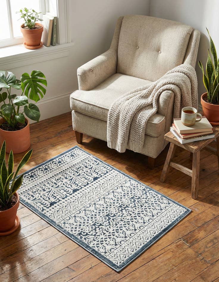 Detail image of 2' x 3' Uptown Cloisters Rug
