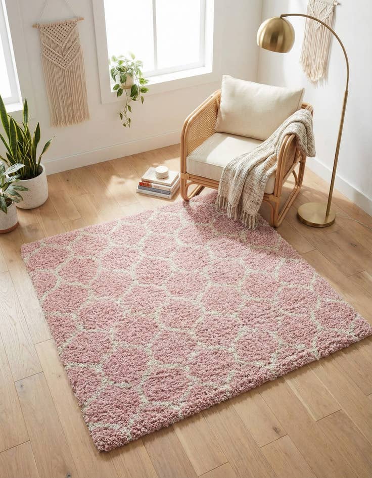 Detail image of 5' 3 x 5' 3 Lattice Shag Square Rug