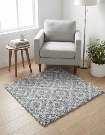 Gray Lattice Shag Square Rug