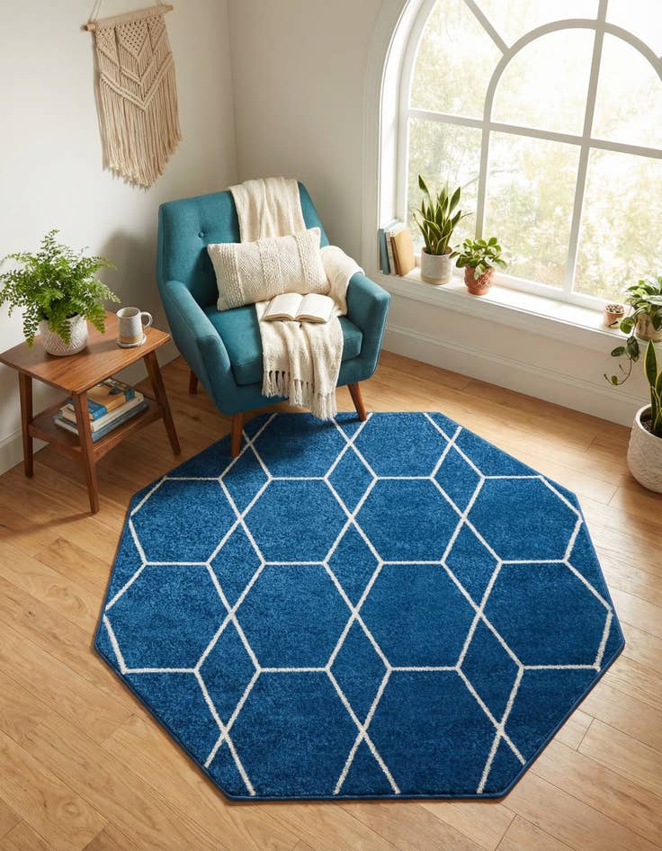 Detail image of  5' 3 x 5' 3 Lattice Frieze Octagon Rug