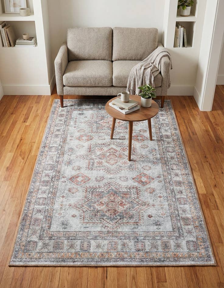 Detail image of 4' 1 x 6' 1 Timeless Rug