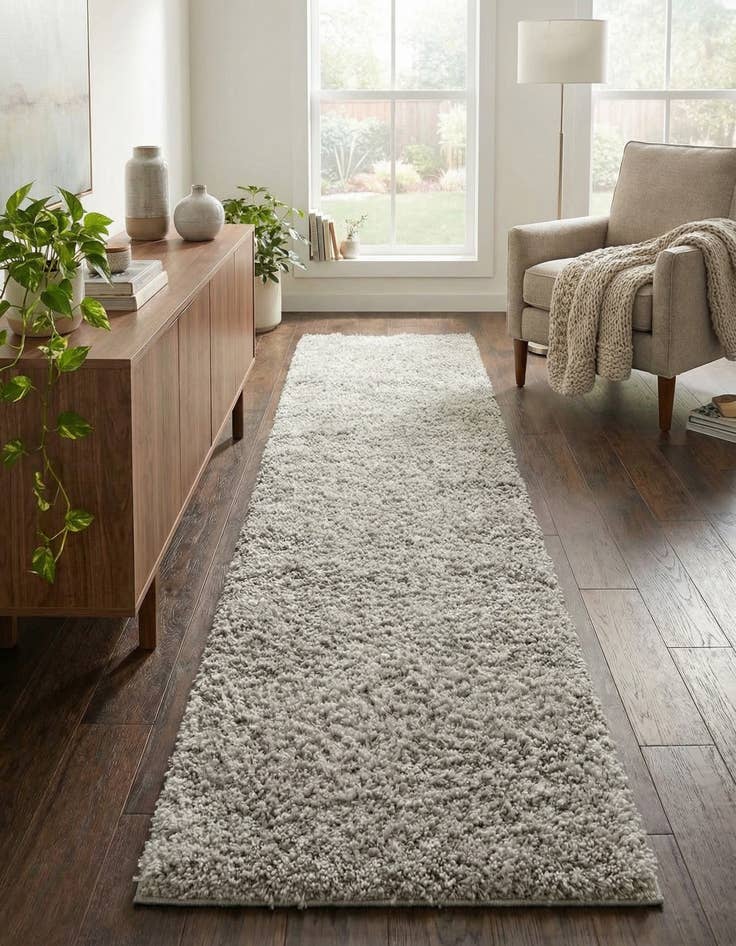 Detail image of 2' 6 x 13' Everyday Shag Runner Rug