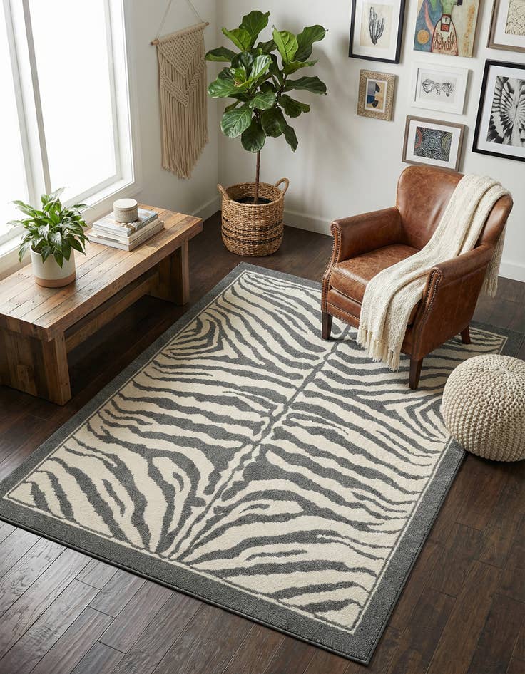 Detail image of 4' x 6' Savannah Rug