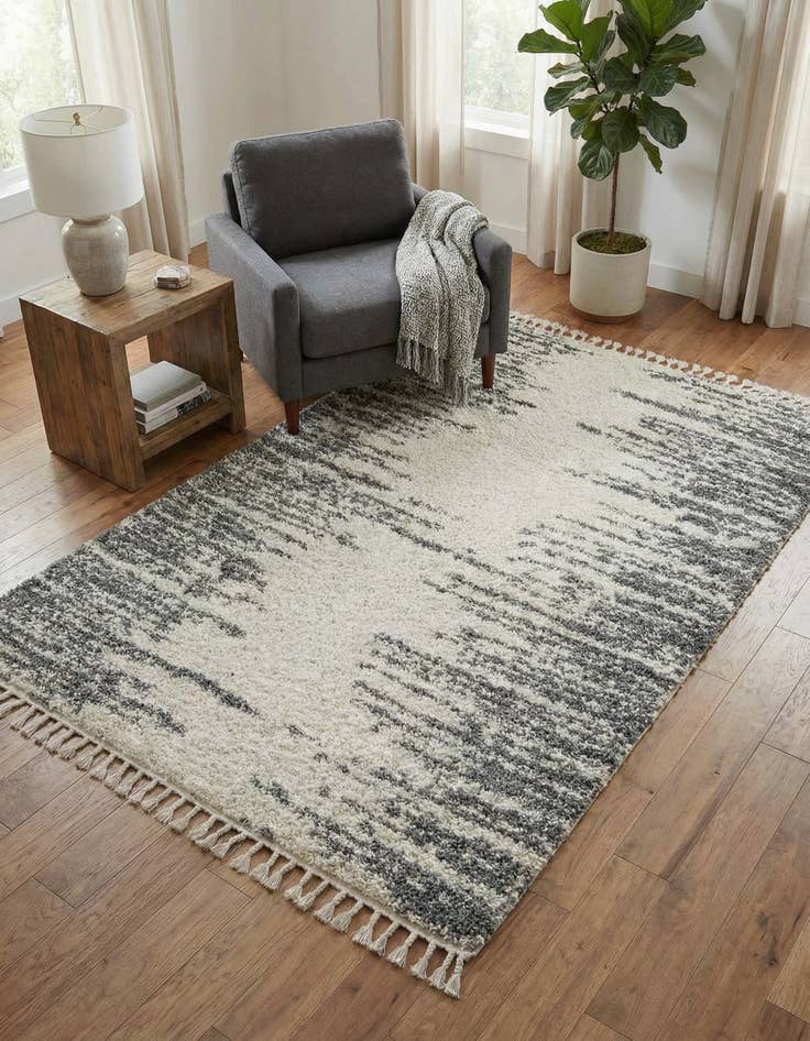 Detail image of 5' 3 x 8' Serenity Shag Rug