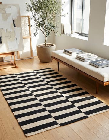 3' 4 x 4' 9 Hand Woven Kilim Modern Wool Rug